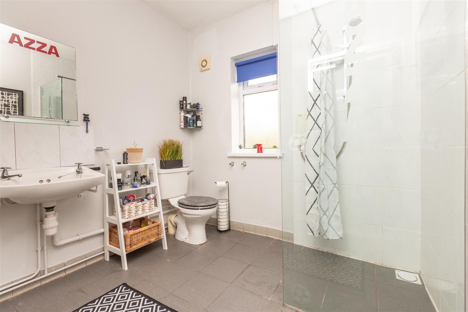 Parklands View, Sketty, Swansea, SA2 8LT